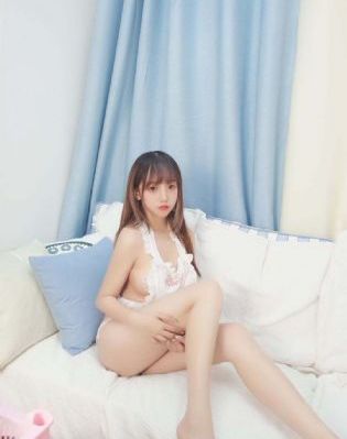 国产无套粉嫩白浆内精品