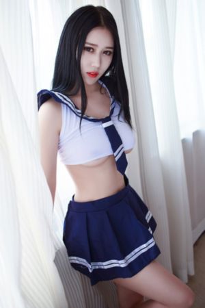 娇小亚洲人被黑人