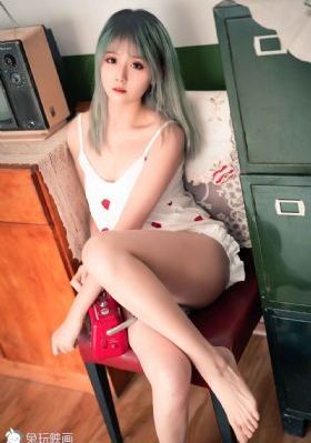 25岁女高中生