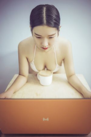消失的十一层电视剧