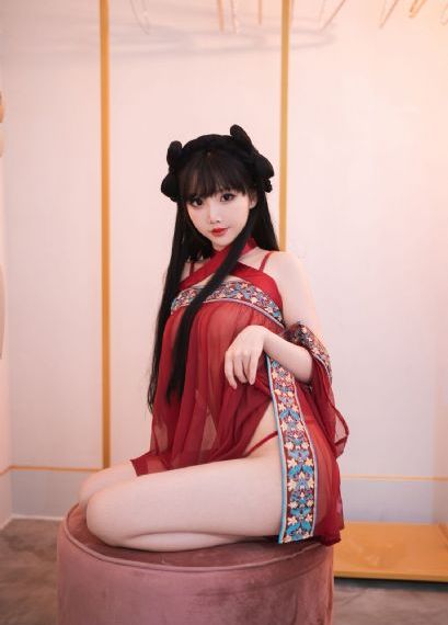 放纵在阿尔卑斯山下