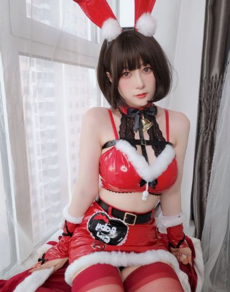 不扣钮的女孩在线