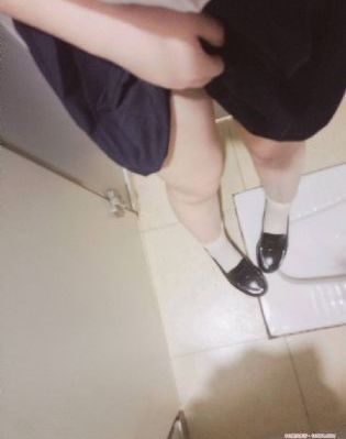 我的女友与青梅竹马的惨烈修罗场