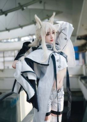 一层一层扒开你的衣服